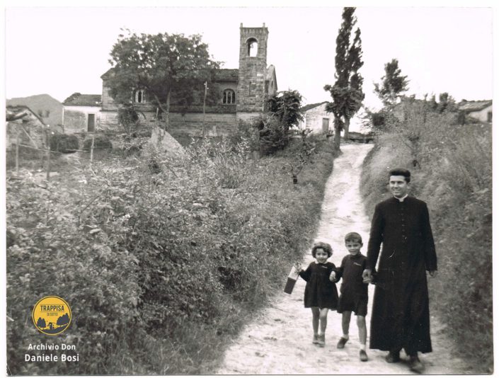 1960/1961 - Poggio alla Lastra, Don Luigi Corzani (ancora vivente), parroco dal 1959 al 1963