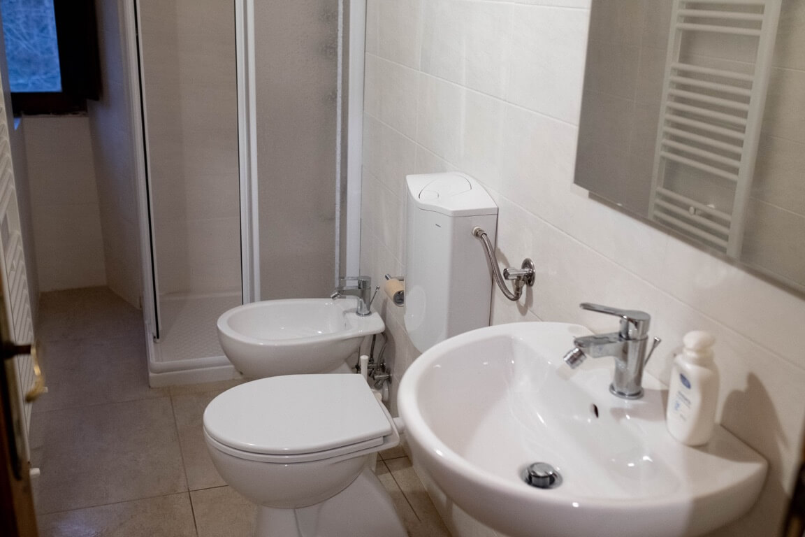 Nuovo-bagno-Trappisa.3